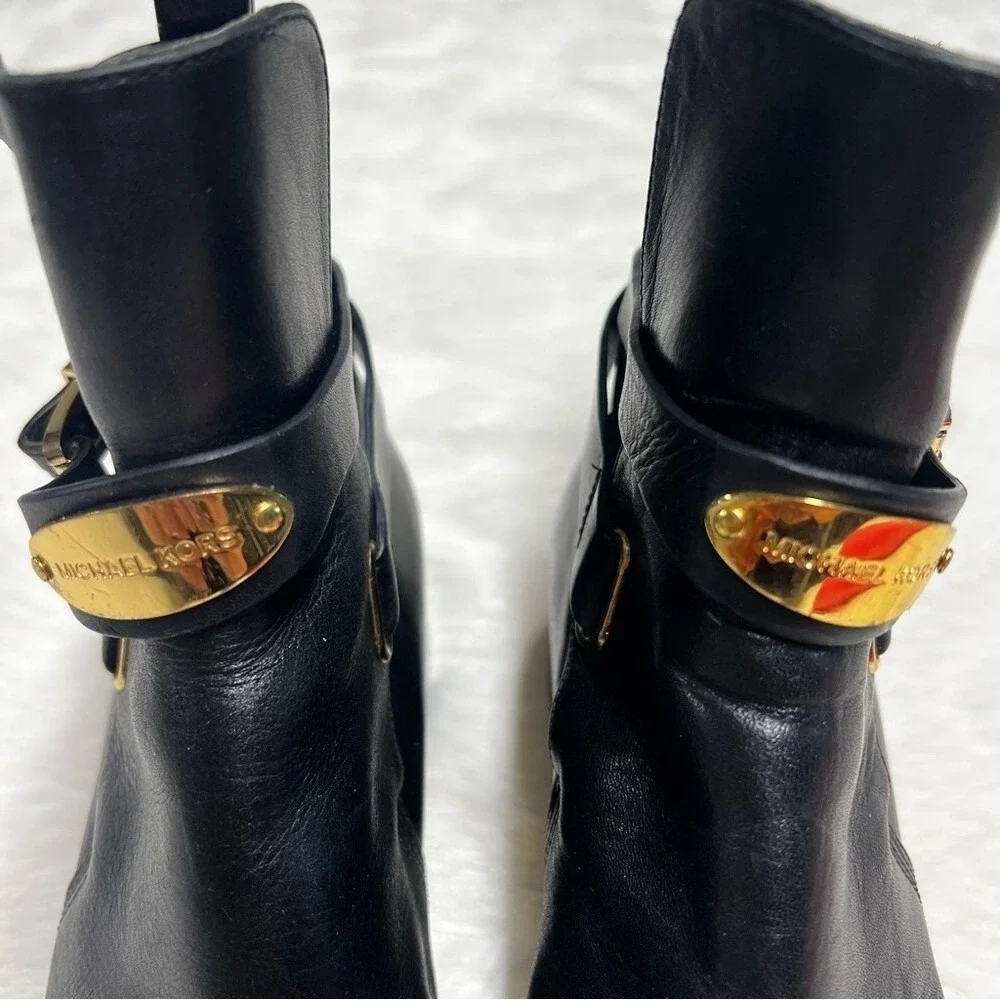 Michael Kors Womens Black Leather Ankle Boots Gold Logo Buckle Moto Booties 5M